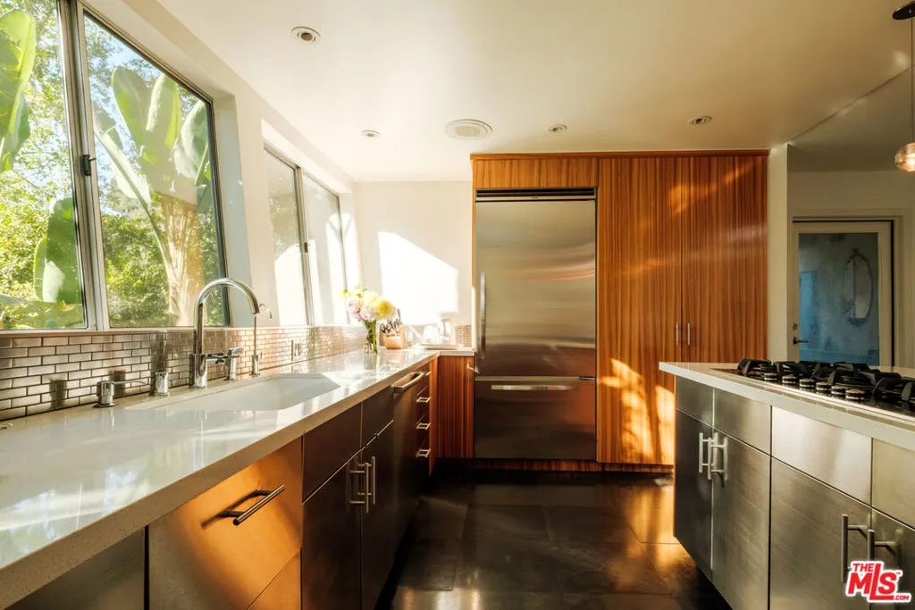 7963 Willow Glen Road, Los Angeles, California 90046 home-pic-10